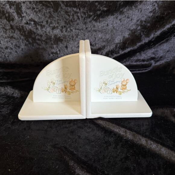 Vintage "Bundle of Joy" White Wood Bookends - Picture 3 of 4